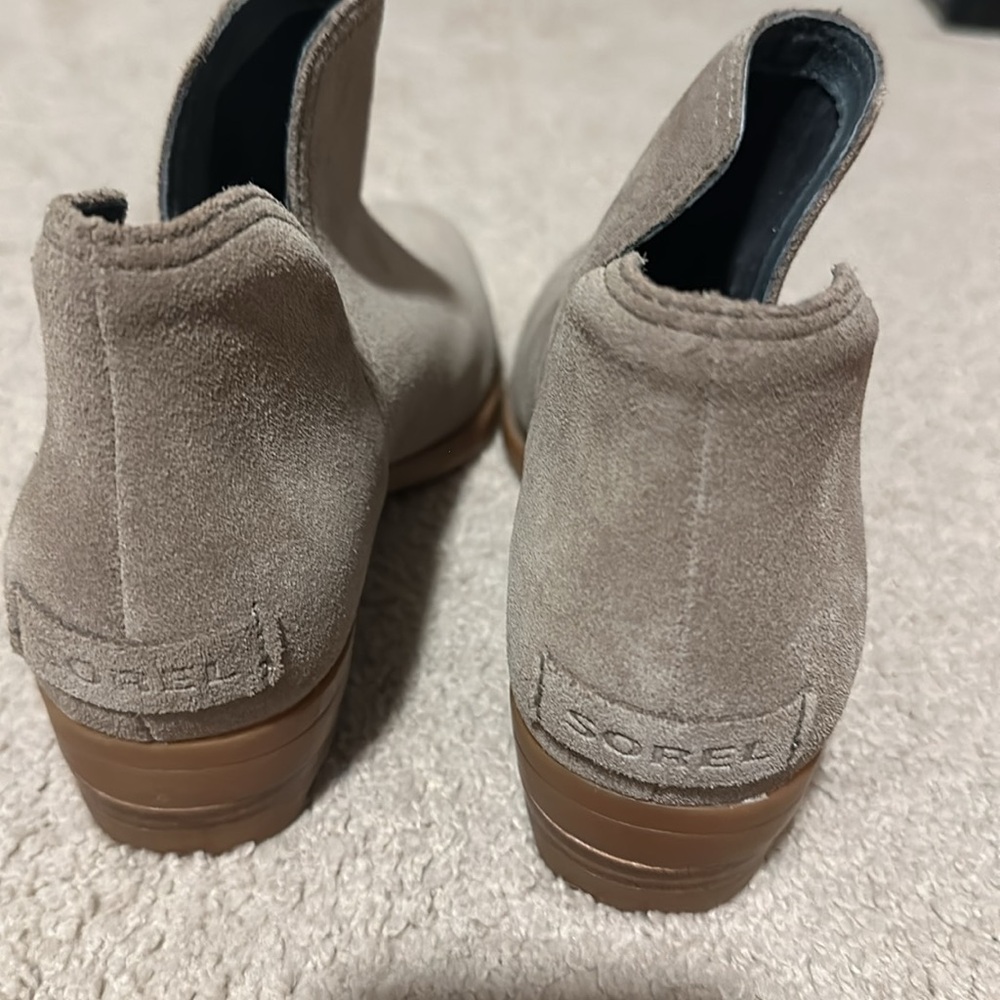 Sorel Size 7.5 low boot  NWOT - Picture 3 of 4